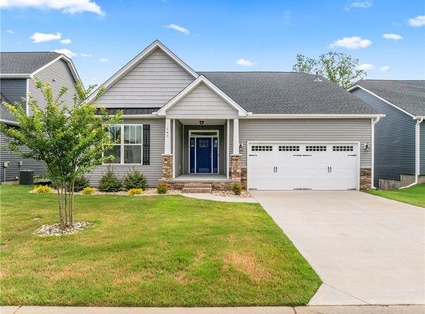285 Foxbank Circle, Greer, SC 29651