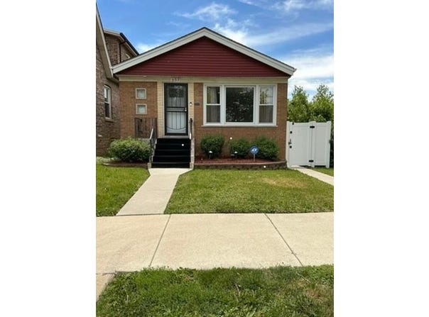353 E 90th Street, CHICAGO, IL 60619