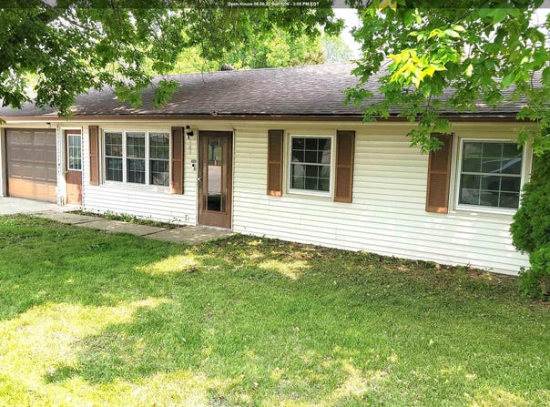303 S Dewey Street S, Osceola, IA 50213