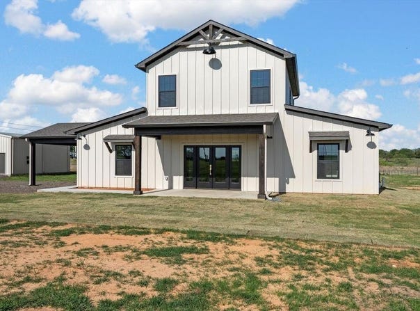 926 HCR 2124 Loop, Whitney, TX 76692