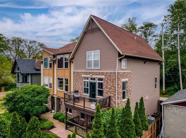 3905 Vine Court, Cleveland, OH 44113