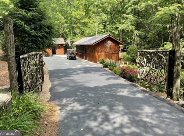 55 Wood Valley, Scaly Mtn, NC 28775
