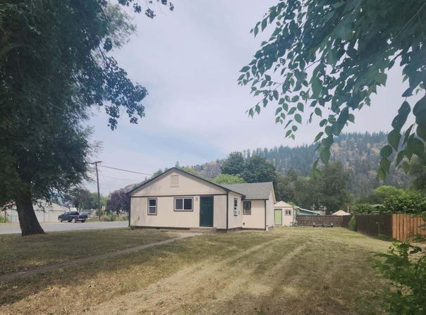 380 5TH AVE, KETTLE FALLS, WA 99141