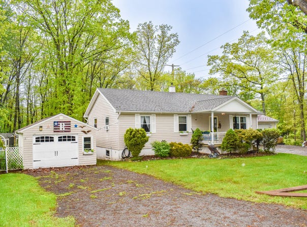 29 Hi Tor Road, Freeland, PA 18224