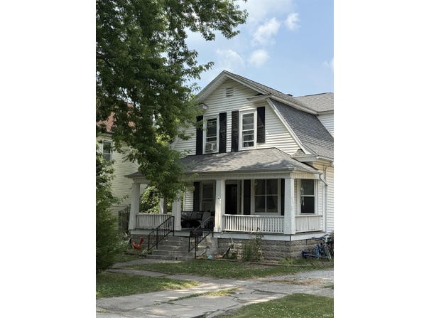 606 E Keyser Street, Garrett, IN 46738