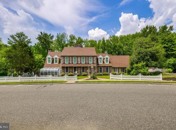 720 MAEGUS, WEST DEPTFORD, NJ 08096