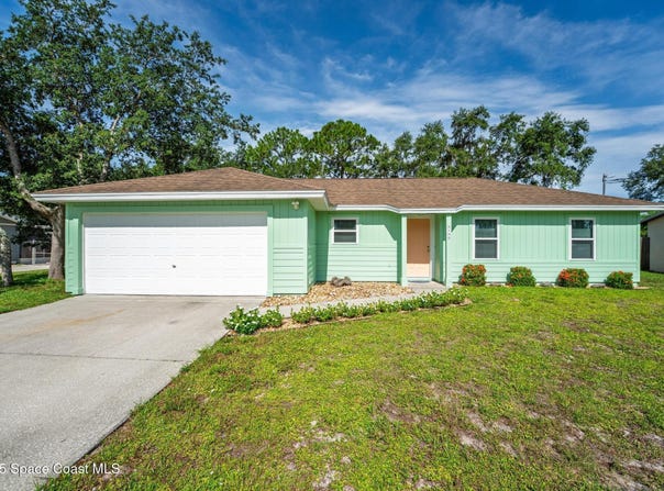 6100 Aires Avenue, Cocoa, FL 32927