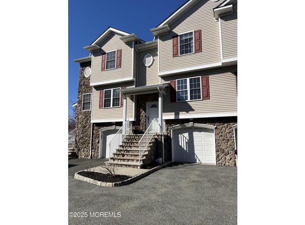 264 Midland Avenue, Saddle Brook, NJ 07663