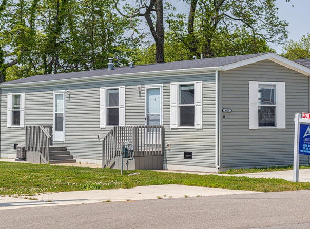 4618 Circle Inn Drive, Shelbyville, MI 49344