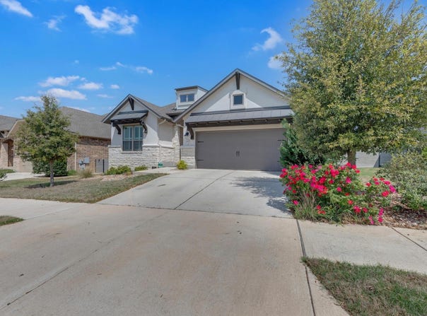 704 Sunset Vista DR, Georgetown, TX 78628