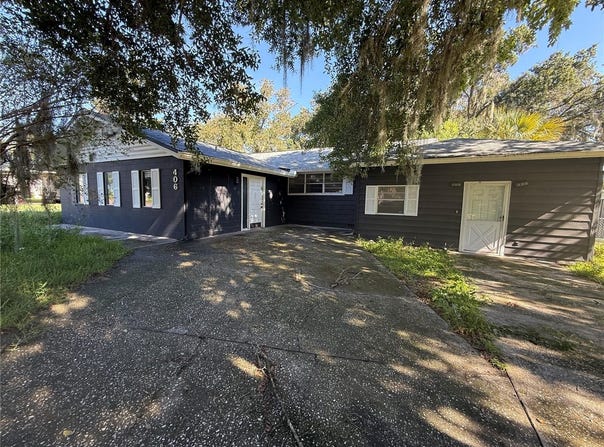 406 E YOUNG Street, PLANT CITY, FL 33563
