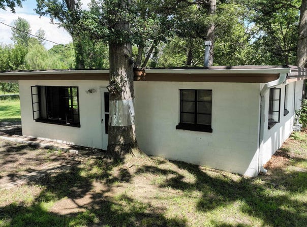 3957 N Lake Rd 25 E, Monticello, IN 47960