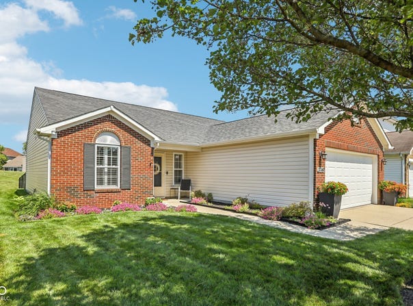 3749 Limelight Lane, Whitestown, IN 46075