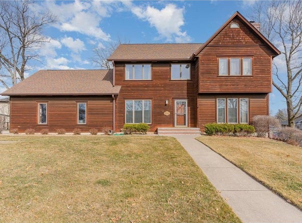 2391 Clover Lane, Red Wing, MN 55066