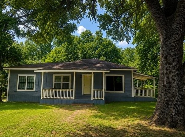 145 Bonita Street, Wells, TX 75976