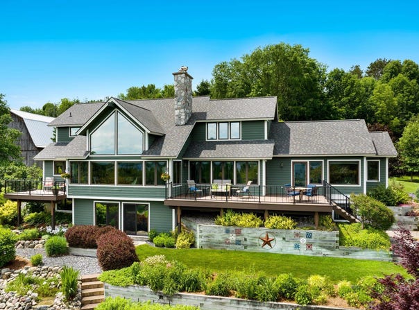 6730 S Glazier Beach Drive, Cedar, MI 49621