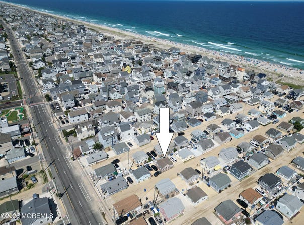 34 E Tarpon Way, Lavallette, NJ 08735