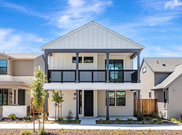 9013 Camino Colegio, Rohnert Park, CA 94928