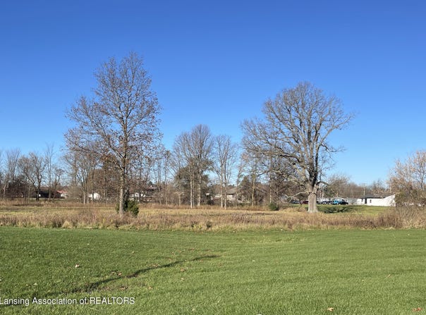 315 Hamman Drive, Eaton Rapids, MI 48827
