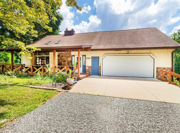 1688 Fuquay Road, Newburgh, IN 47630