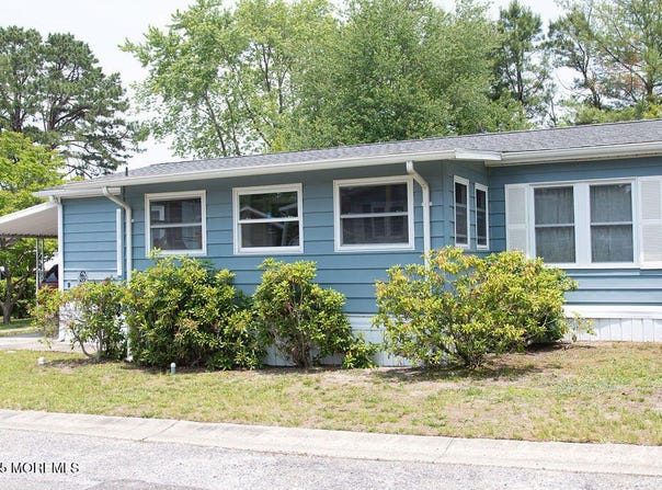 9 Casey Court, Barnegat, NJ 08005
