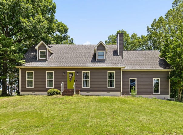 1062 Laura Drive, Dalton, GA 30721