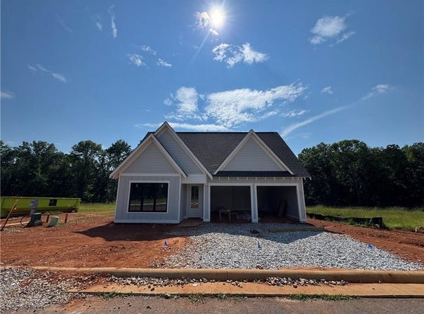 256 EAGLE RIDGE LANE, DADEVILLE, AL 36853