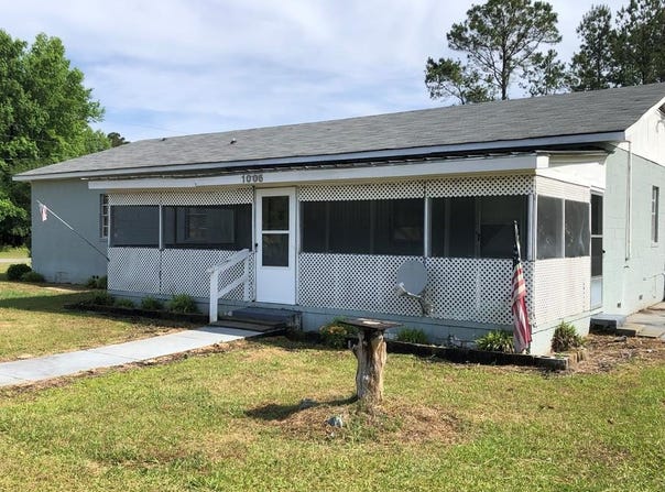 1005 Lesane Pressley Lane, Lynchburg, SC 29080