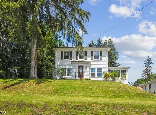 439 Millburn Ave, Millburn Twp., NJ 07041-1207