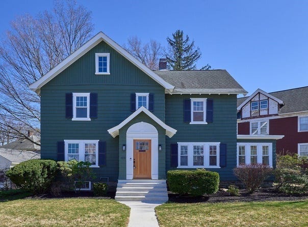 108 Longfellow Rd., Worcester, MA 01602