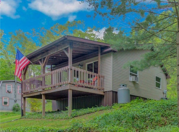 7324 Ferngreen Road, Carrollton, OH 44615