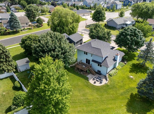 305 Prairie Grass Trail, DeForest, WI 53532