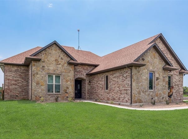 8310 Old Springtown Road, Springtown, TX 76082