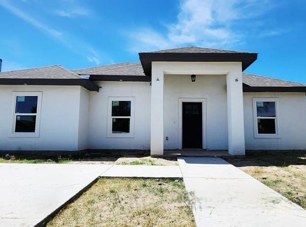 2373 Eidson Rd., Eagle Pass, TX 78852