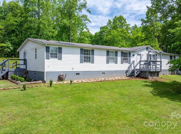 4375 Fox Road, Lenoir, NC 28645
