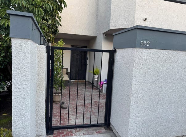 682 E Workman, Covina, CA 91723