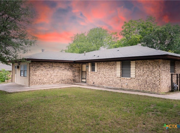 3411 Royal Drive, Gatesville, TX 76528