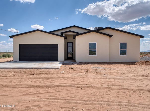 1252 Sahara Desert Drive, Chaparral, NM 88081