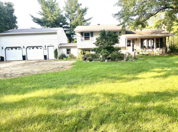 208 1st Street, Rio, WI 53960