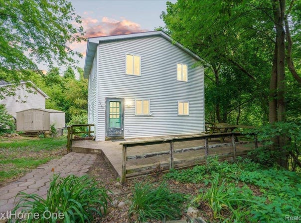 7469 Longworth Drive, HamburgTownship_Livingston, MI 48116