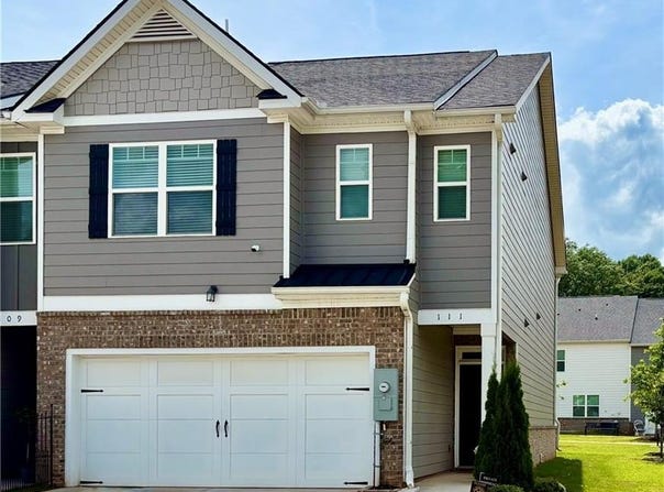 111 Hampton Circle, Mcdonough, GA 30253