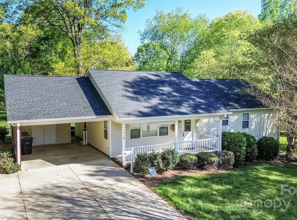 3309 E Broad Street, Statesville, NC 28625