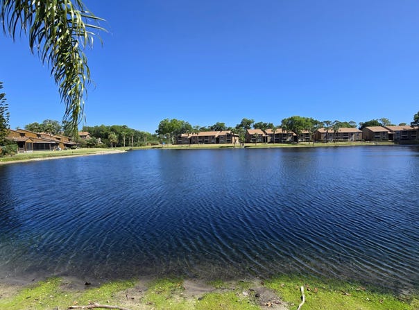 180 E Baywood Square, Daytona Beach, FL 32119