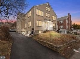46 S STATE RD, UPPER DARBY, PA 19082