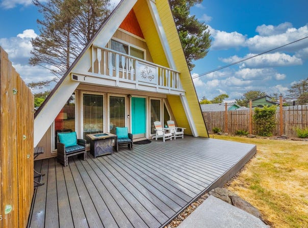 2333 NE Holmes Road, Lincoln City, OR 97367