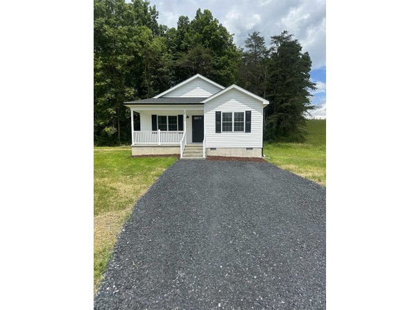 107 N HANCOCK ST, CRAIGSVILLE, VA 24430
