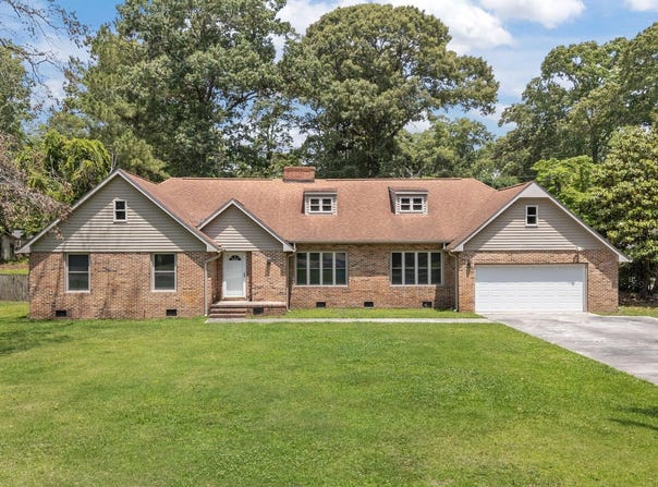 3610 Wedgewood Drive, Trent Woods, NC 28562