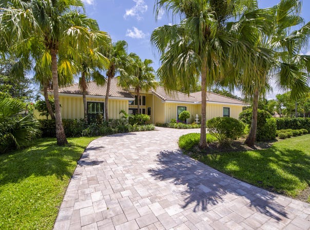 1 Wycliff Road, Palm Beach Gardens, FL 33418