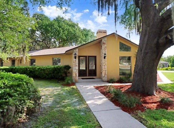 11806 SHADOW RUN BOULEVARD, RIVERVIEW, FL 33569