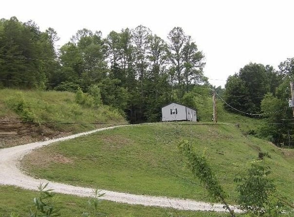264 Sunshine Lane, West Liberty, KY 41472